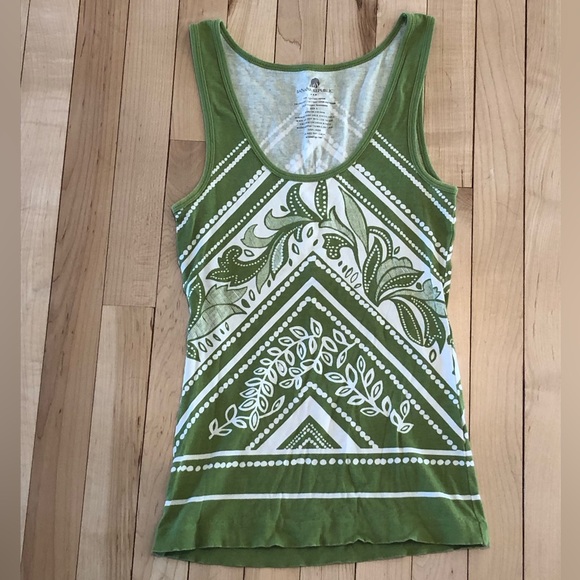 5 Banana Republic Shirts and Tank Tops Small and XS - Picture 5 of 16